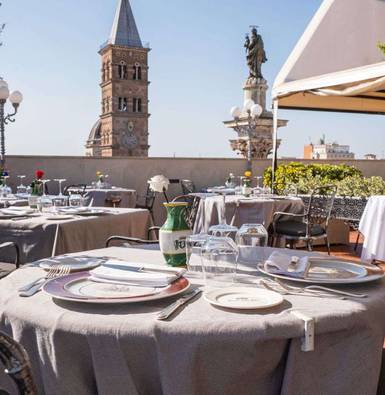 La terrazza dei papi restaurant  Residenza Mecenate Rome