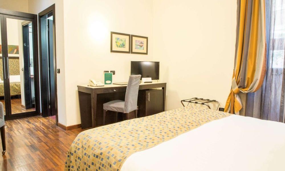 Executive Room Residenza Mecenate Rome Executive Room Residenza Mecenate Rome